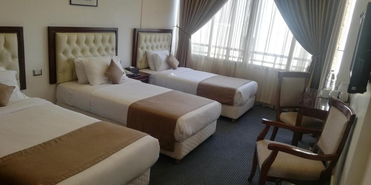 Midtown Hotel & Suites Бейрут Екстер'єр фото