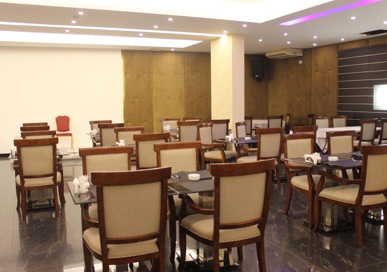 Midtown Hotel & Suites Бейрут Екстер'єр фото